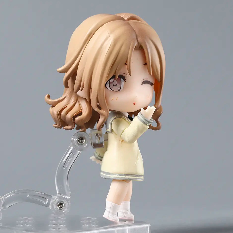 Posible figura de acción de Hinana Ichikawa (9 cm)
