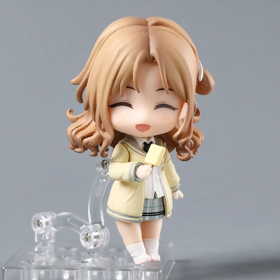 Posible figura de acción de Hinana Ichikawa (9 cm)