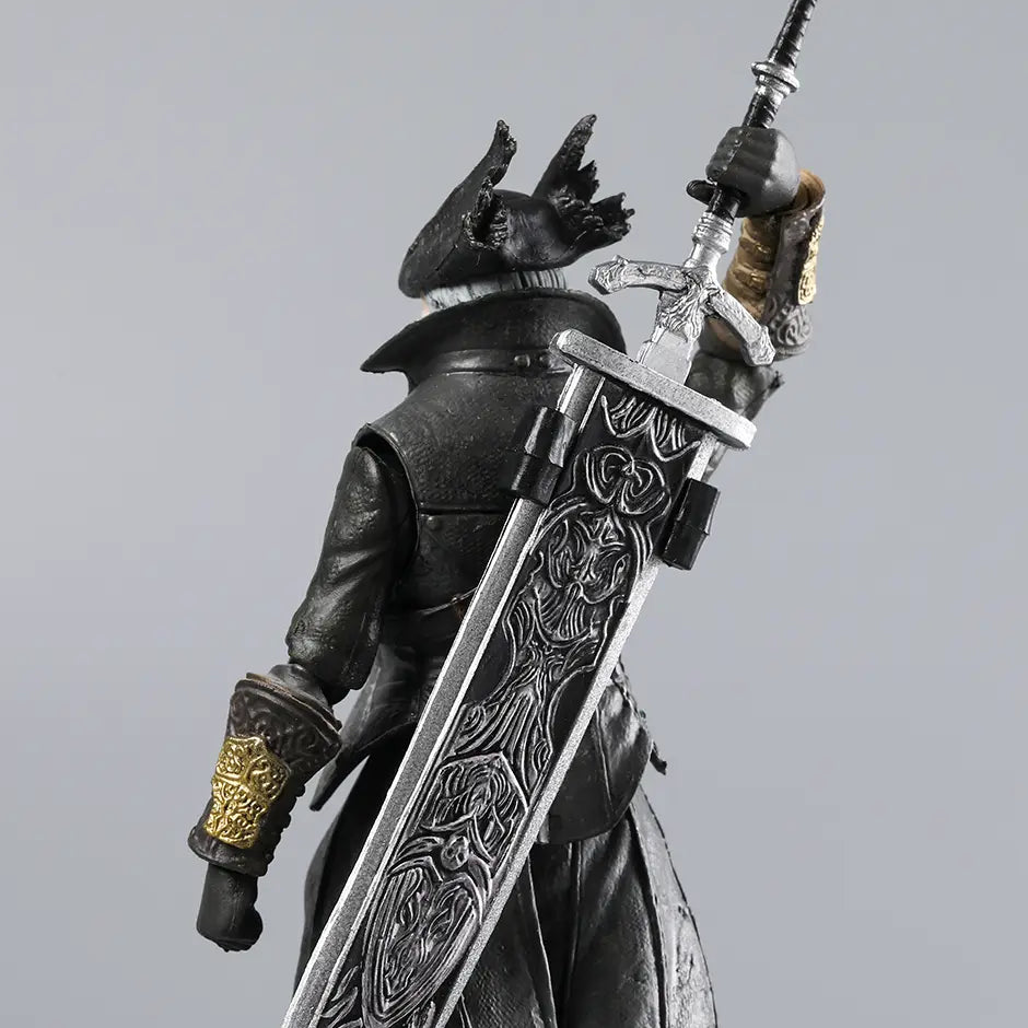 Figura de acción articulada de Hunter - Bloodborne (16 cm)