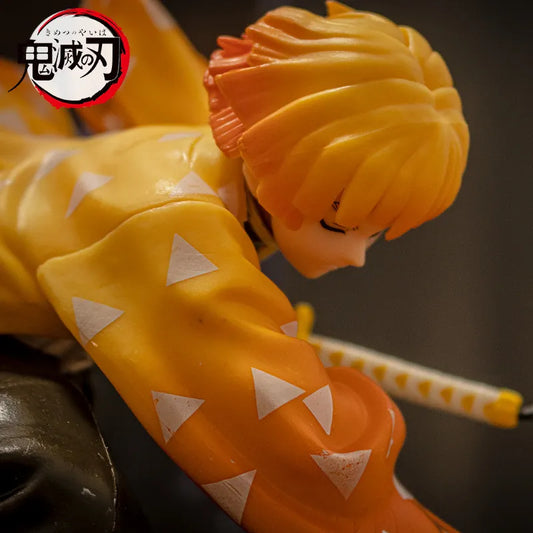 Figura de acción Demon Slayer Zenitsu