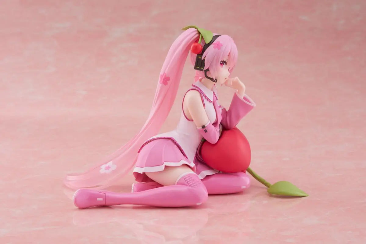 Action-Figure Hatsune Miku Sakura 13cm