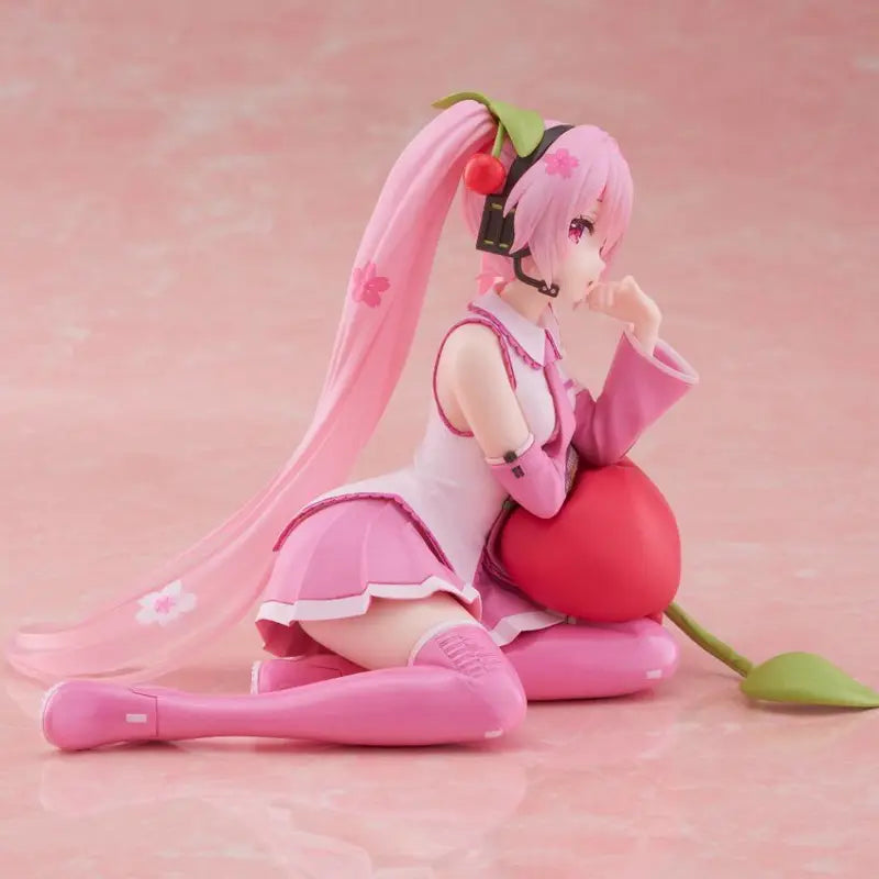 Action-Figure Hatsune Miku Sakura 13cm