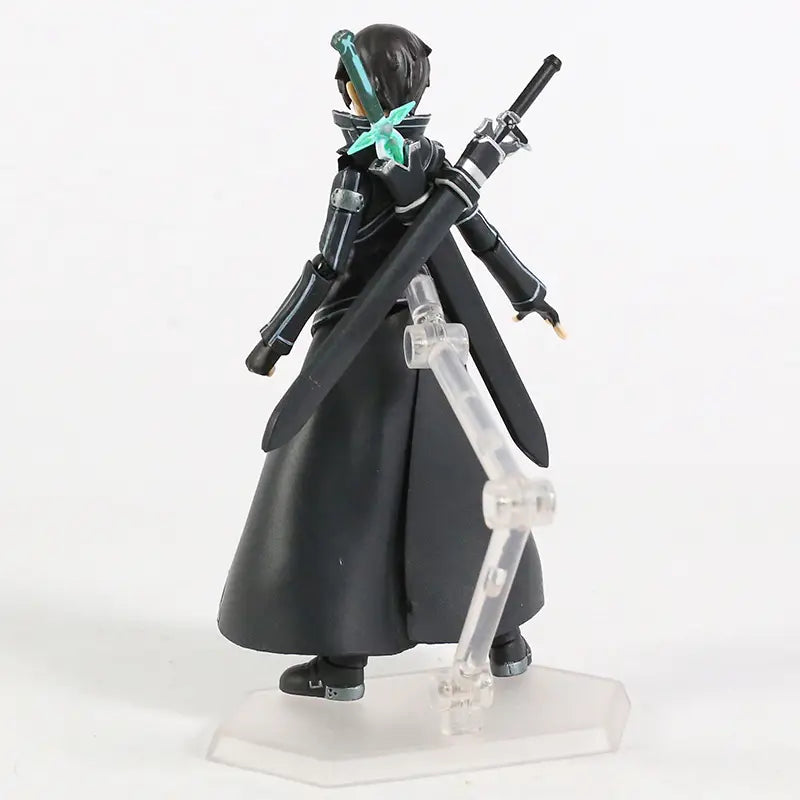 Posible figura de acción de Kirito, Asuna y Sinon - Sword Art Online (13-14 cm)