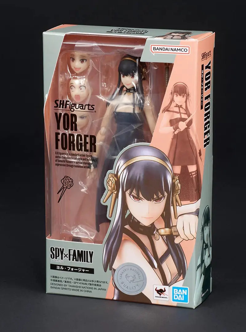 Figura de acción Yor Forger 15cm (Articulada)