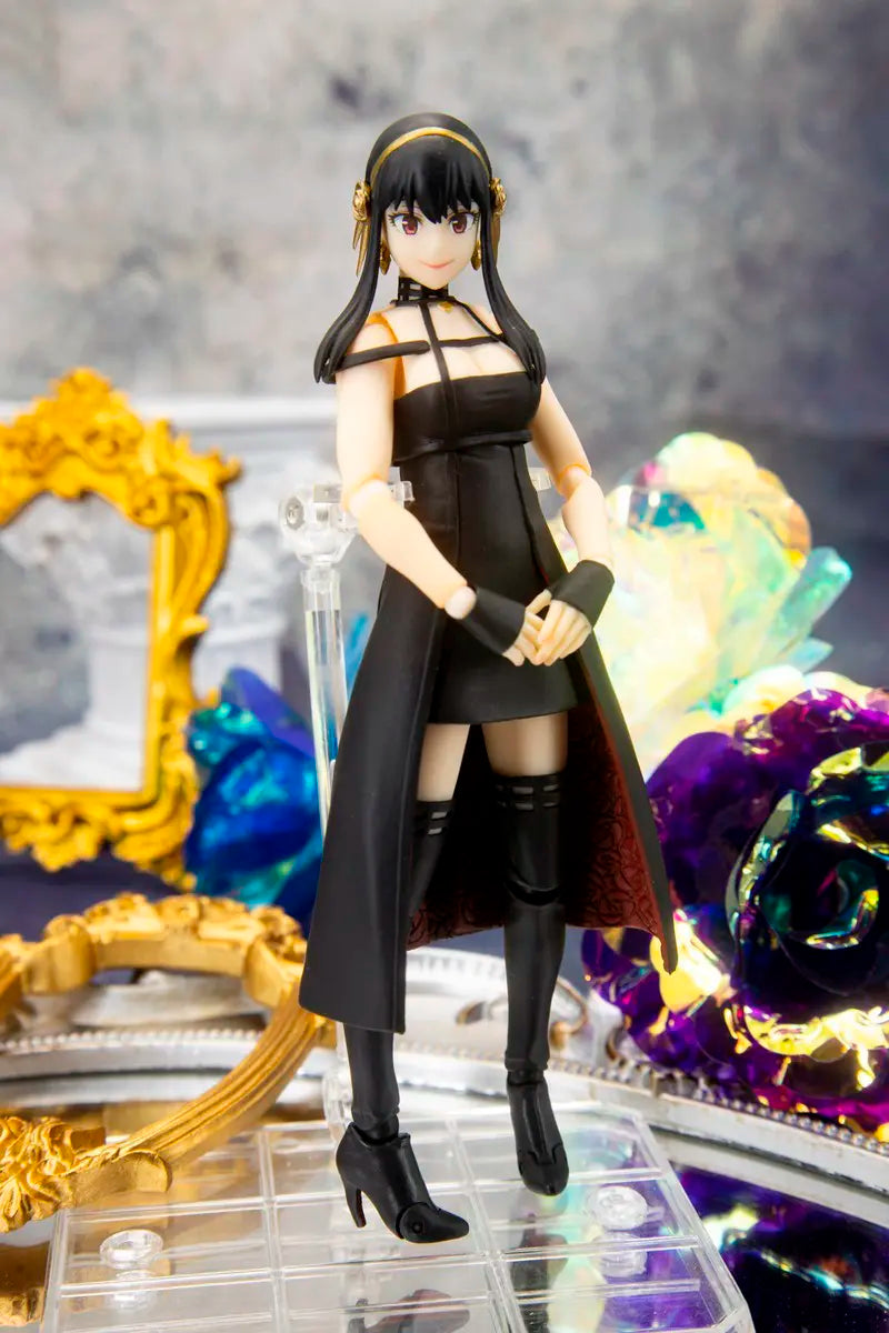 Figura de acción Yor Forger 15cm (Articulada)