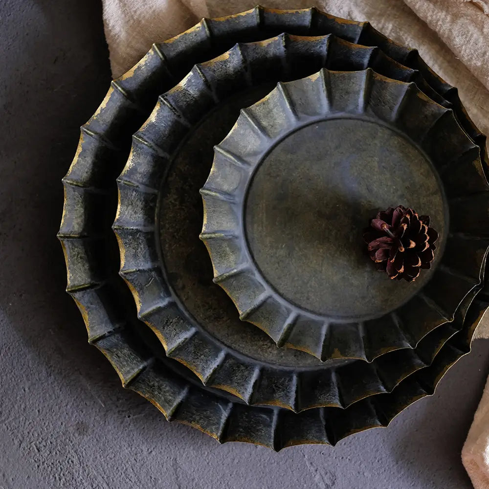 Vintage Lines 1920s Cast Iron Tray