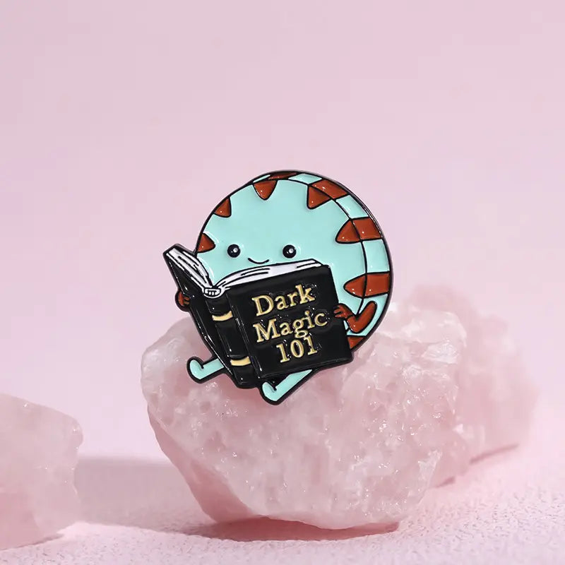 Mint Butler Brooch 27mm