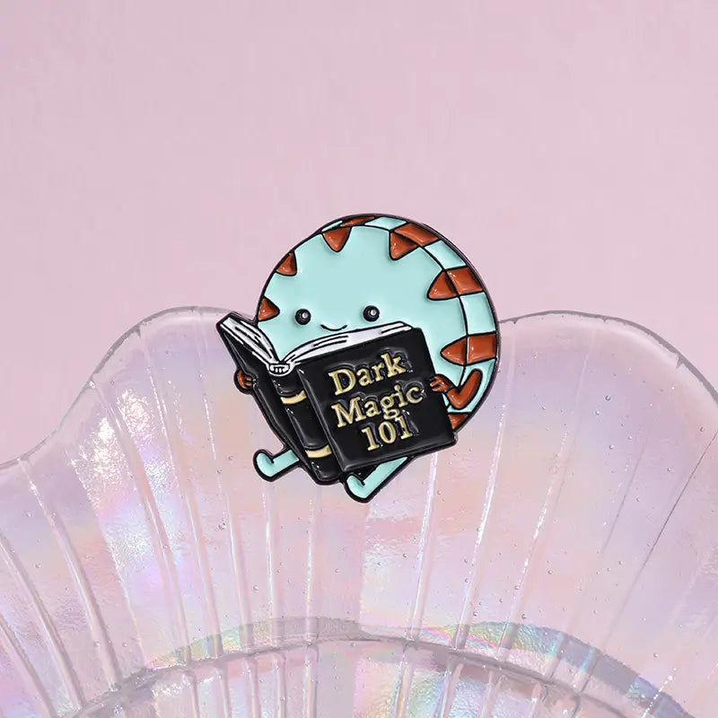 Mint Butler Brooch 27mm