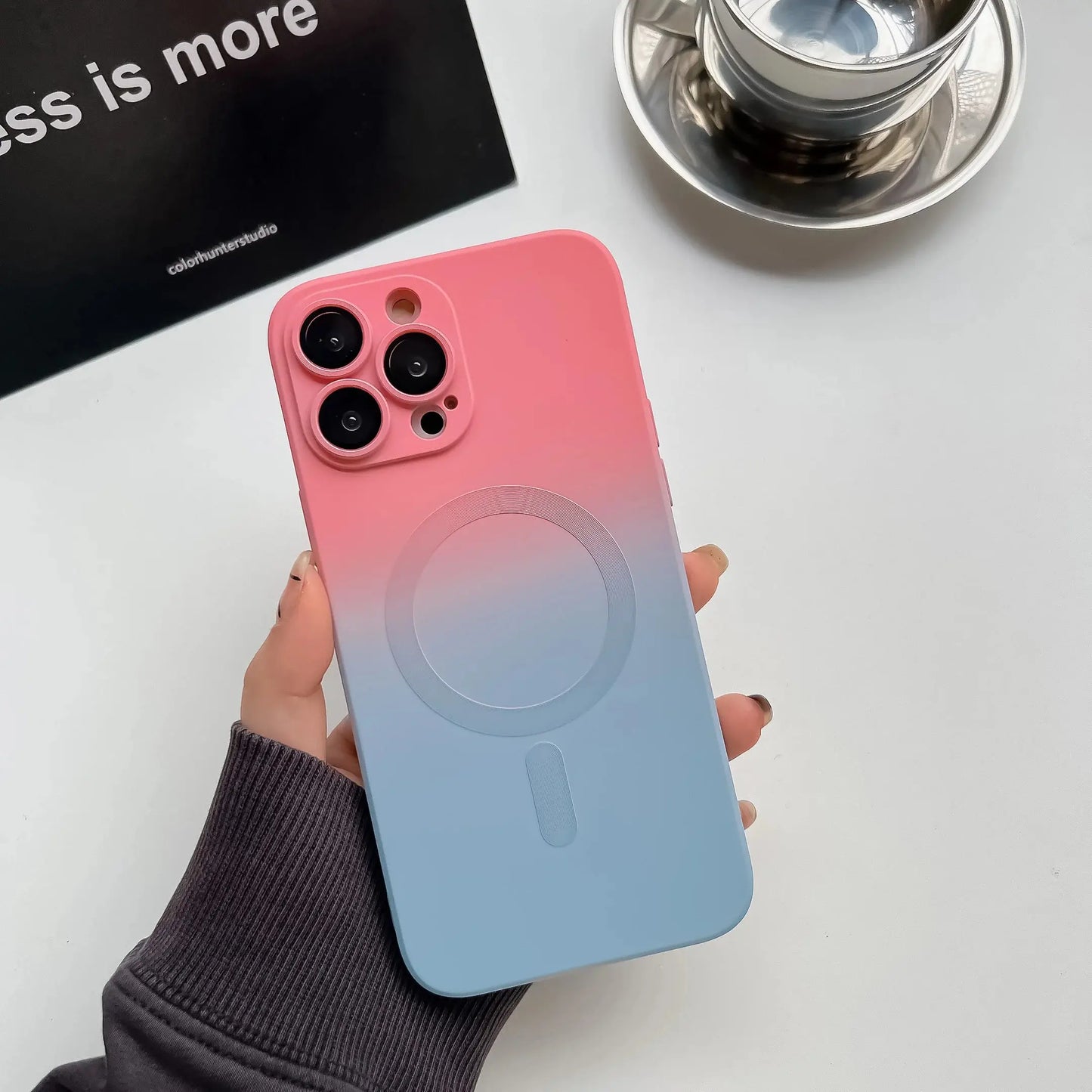 Funda protectora con degradado en Y para iPhone