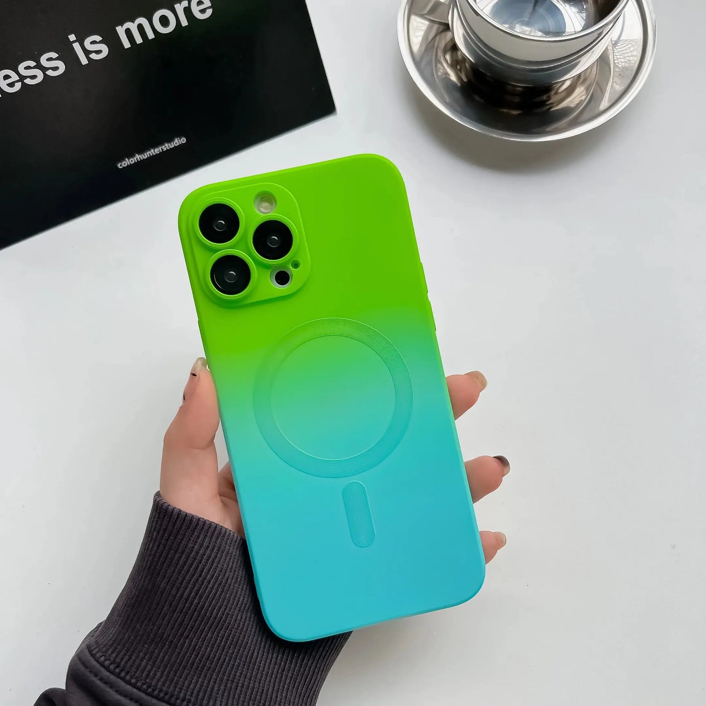 Funda protectora con degradado en Y para iPhone