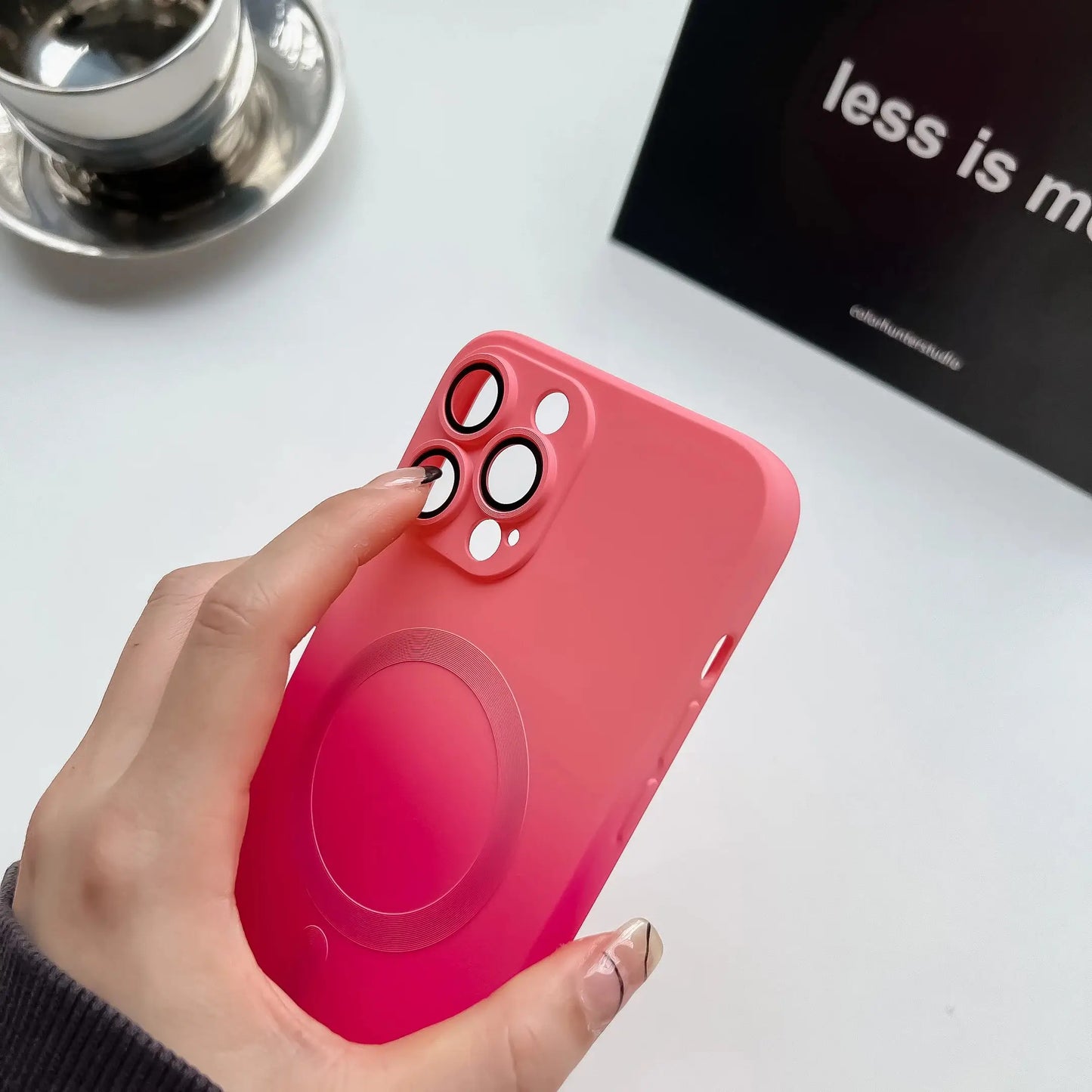 Funda protectora con degradado en Y para iPhone