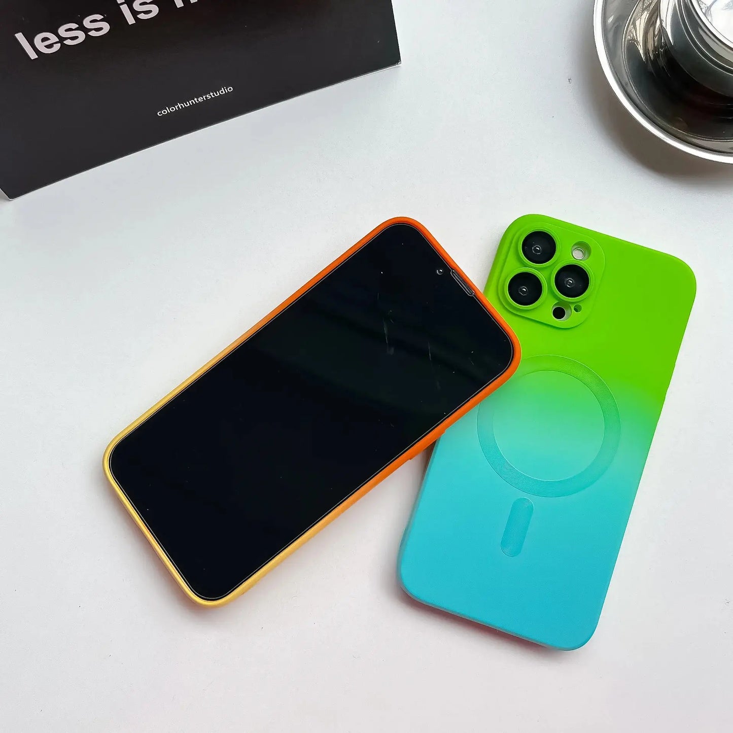 Funda protectora con degradado en Y para iPhone