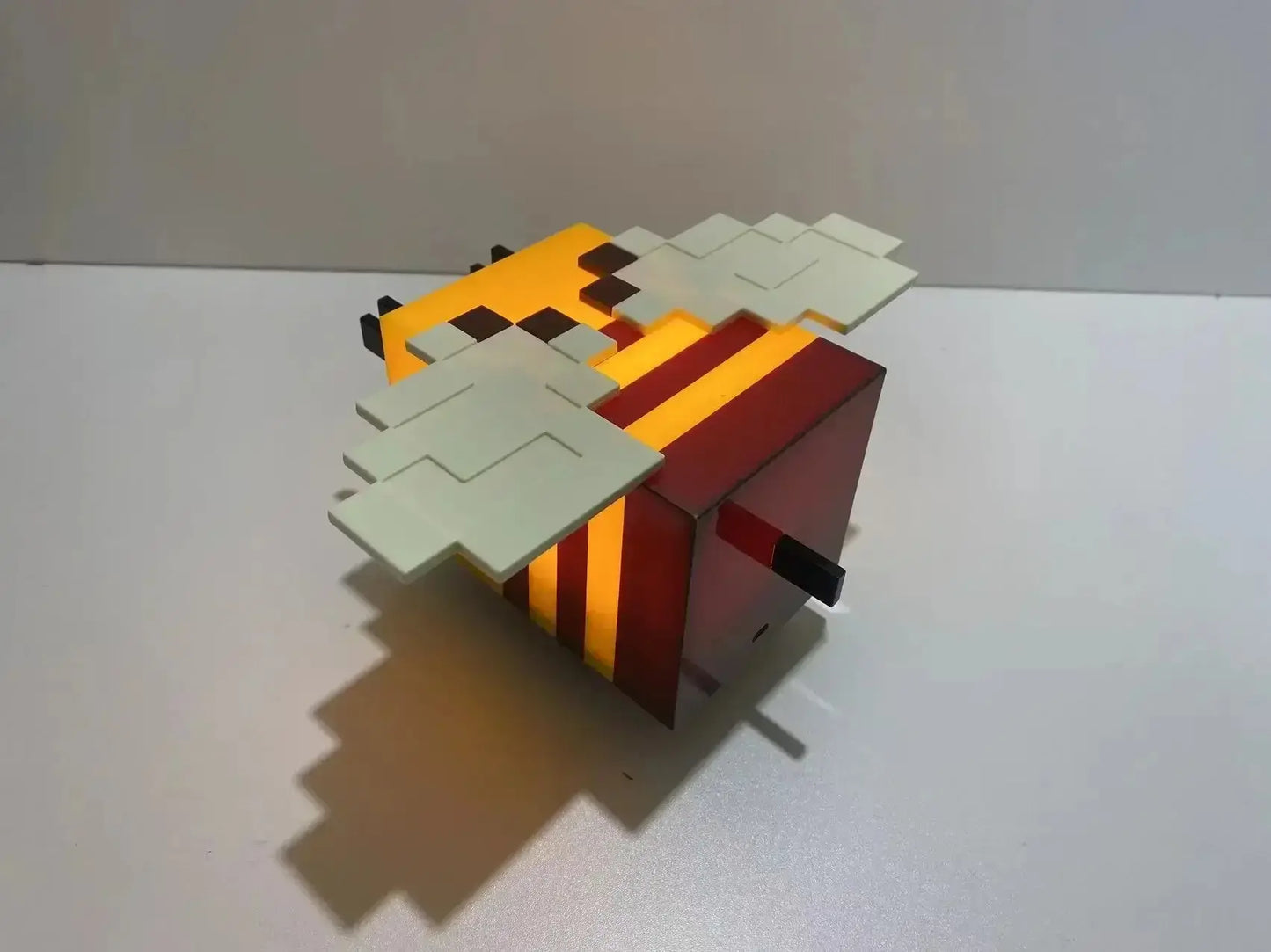 Luminária Abelha (Minecraft)