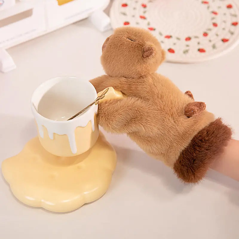 Capybara Glove (Dabotu)