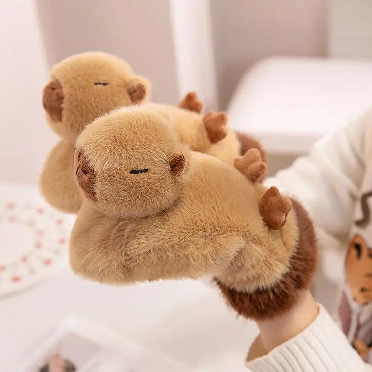 Capybara Glove (Dabotu)