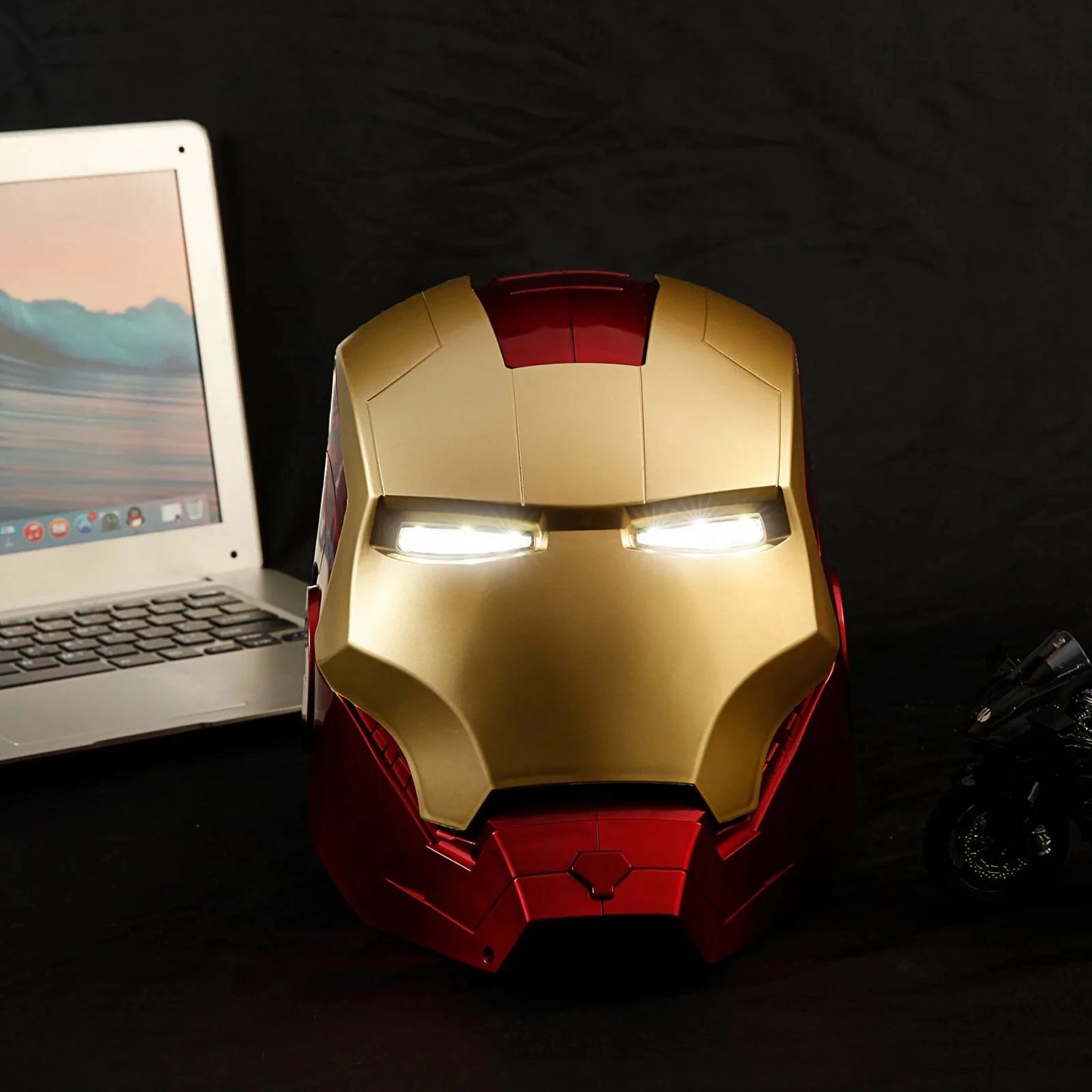 Iron Man Mask (Positionable)