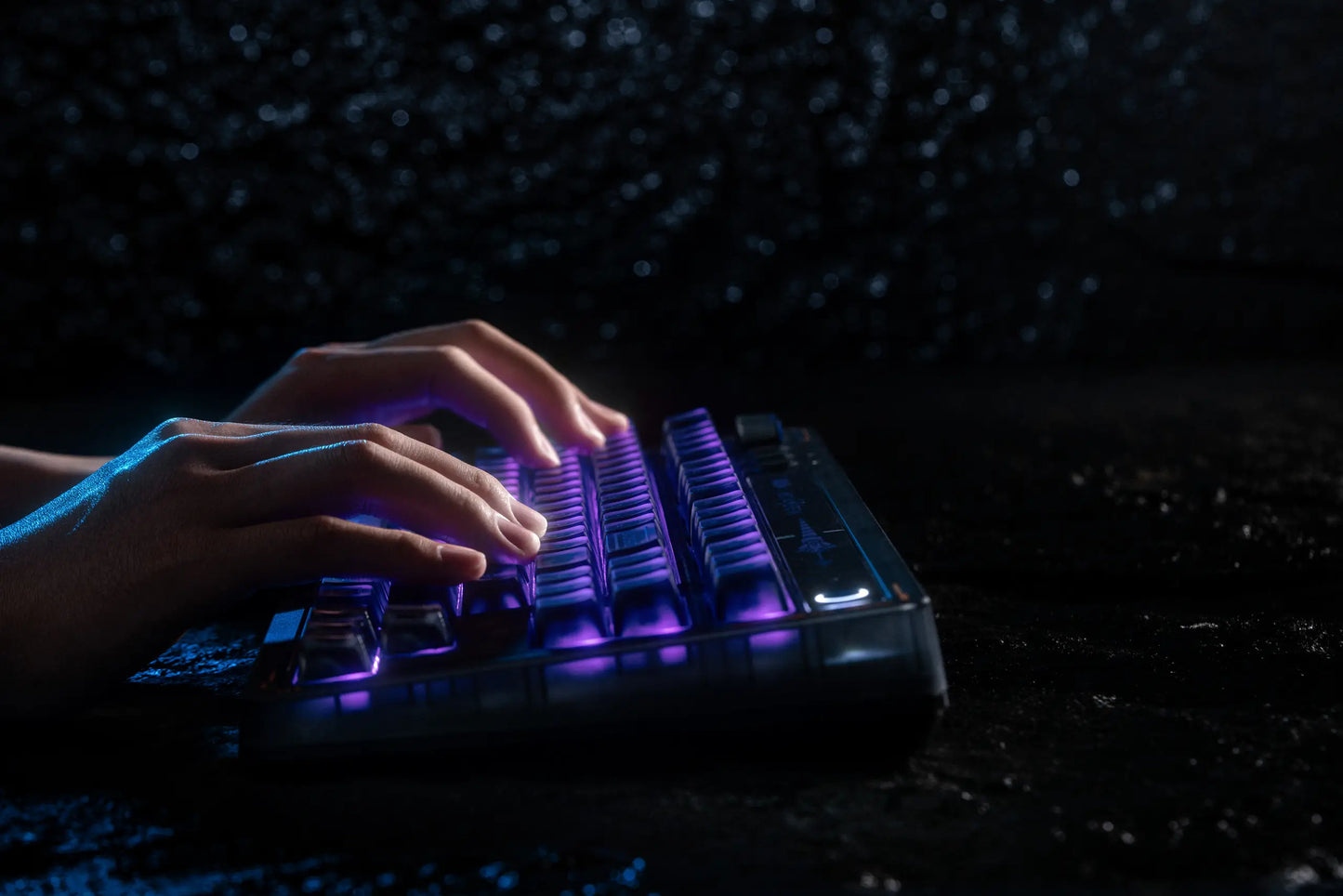 Teclado Mecânico Retro (Mechabreak Panther Edition - Sem Fio)