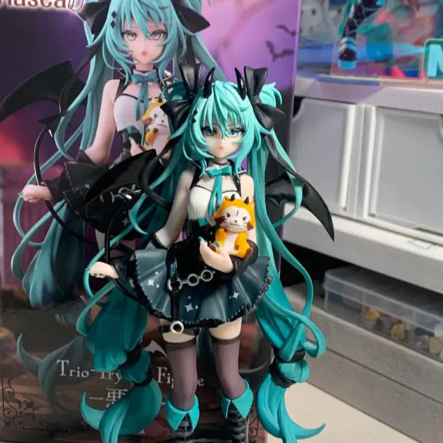 Figura de acción Hatsune Miku Edición Demonio (20 cm)