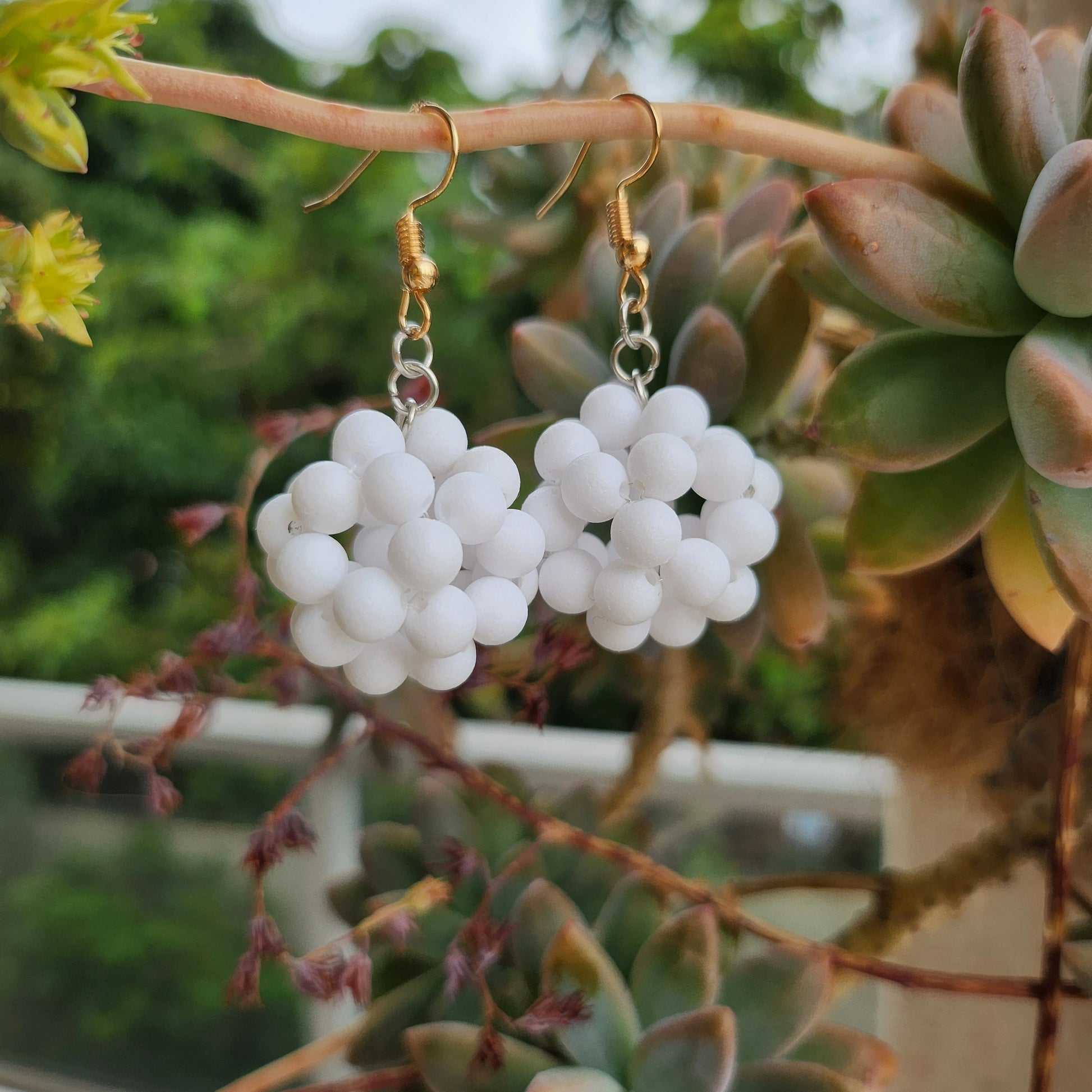 Brincos de Miçanga Bolinhas (1,5-2,5cm)