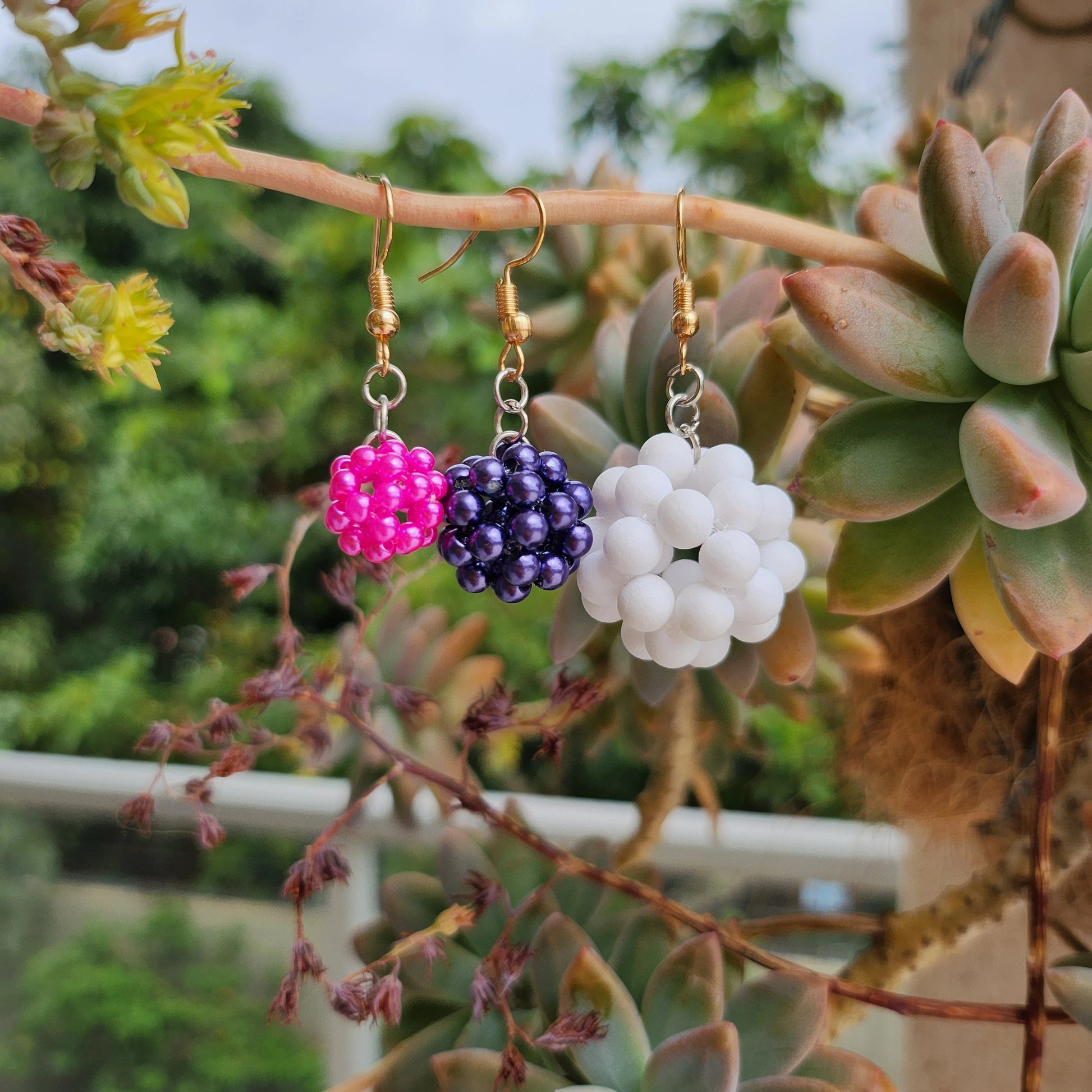 Brincos de Miçanga Bolinhas (1,5-2,5cm)