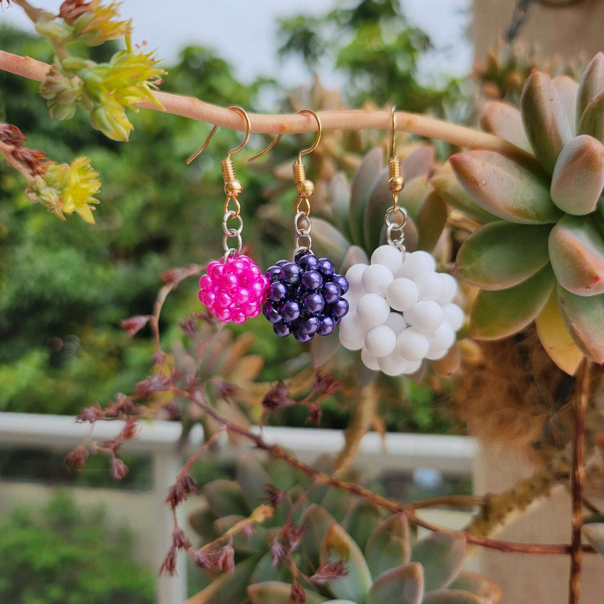 Brincos de Miçanga Bolinhas (1,5-2,5cm)