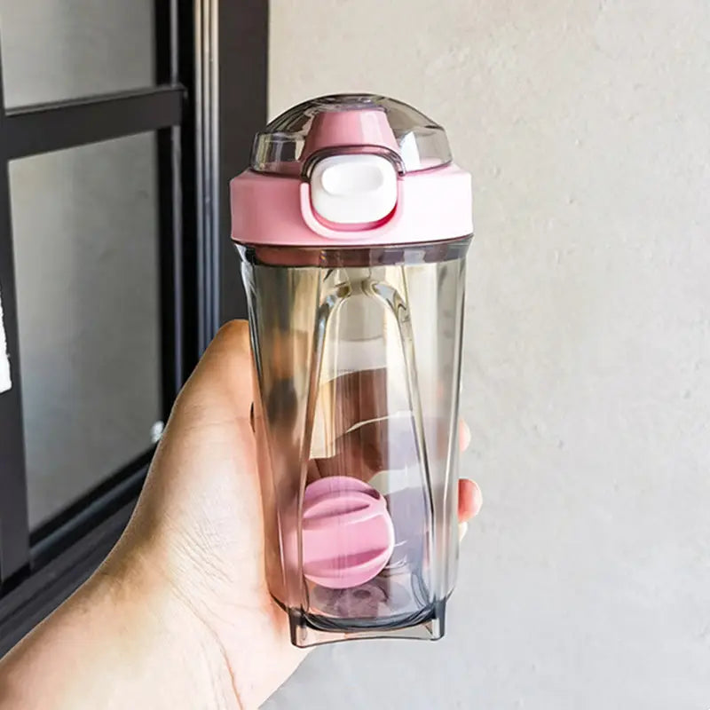 Botella mezcladora ligera de 500-650 ml