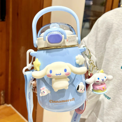 Garrafa Térmica Sanrio – 700ml (Kuromi, Cinnamoroll...)