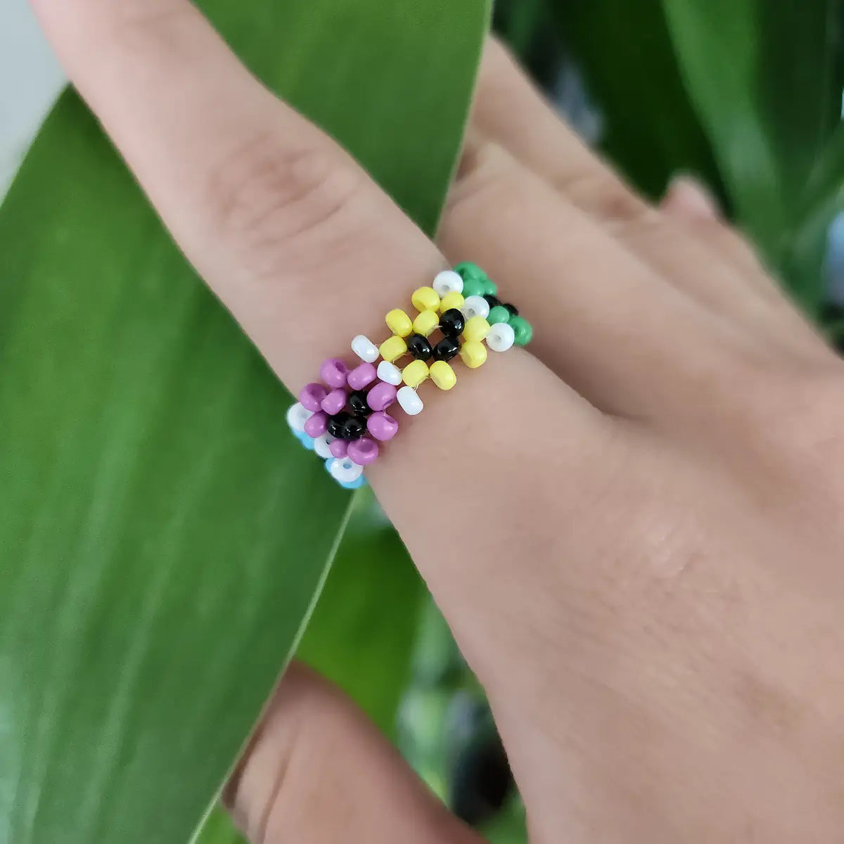 Miçanga Anel Quadradinhos Multicoloridos (1cm)