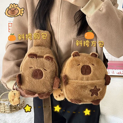 Mochilinha Capibag – Pelúcia de Ombro com Chaveiro