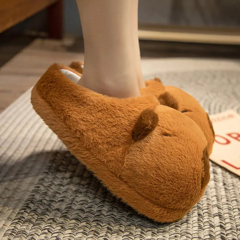 Pantufa de Capivara 25cm