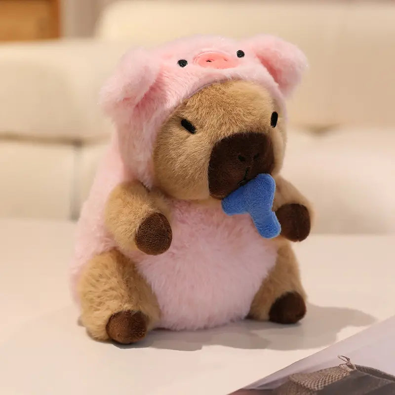 Pelúcia Capivara-Cosplayer (20cm)