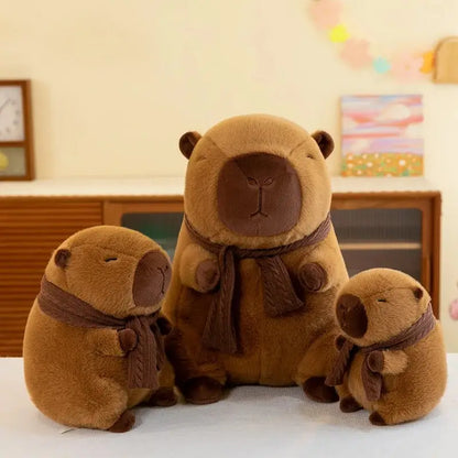 Pelúcia de Capivara com Cachecol 35cm