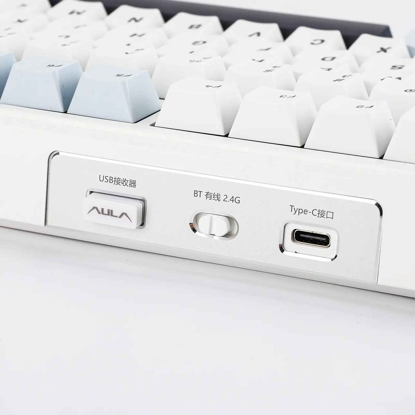 Teclado Mecânico F99 (Sem fio 2.4Ghz)