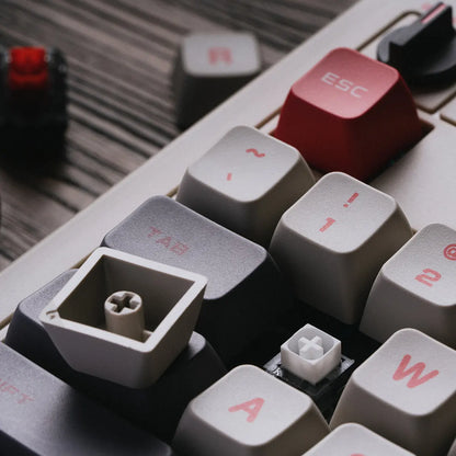 Retro Mechanical Keyboard (2.4Ghz Wireless)
