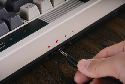 Retro Mechanical Keyboard (2.4Ghz Wireless)